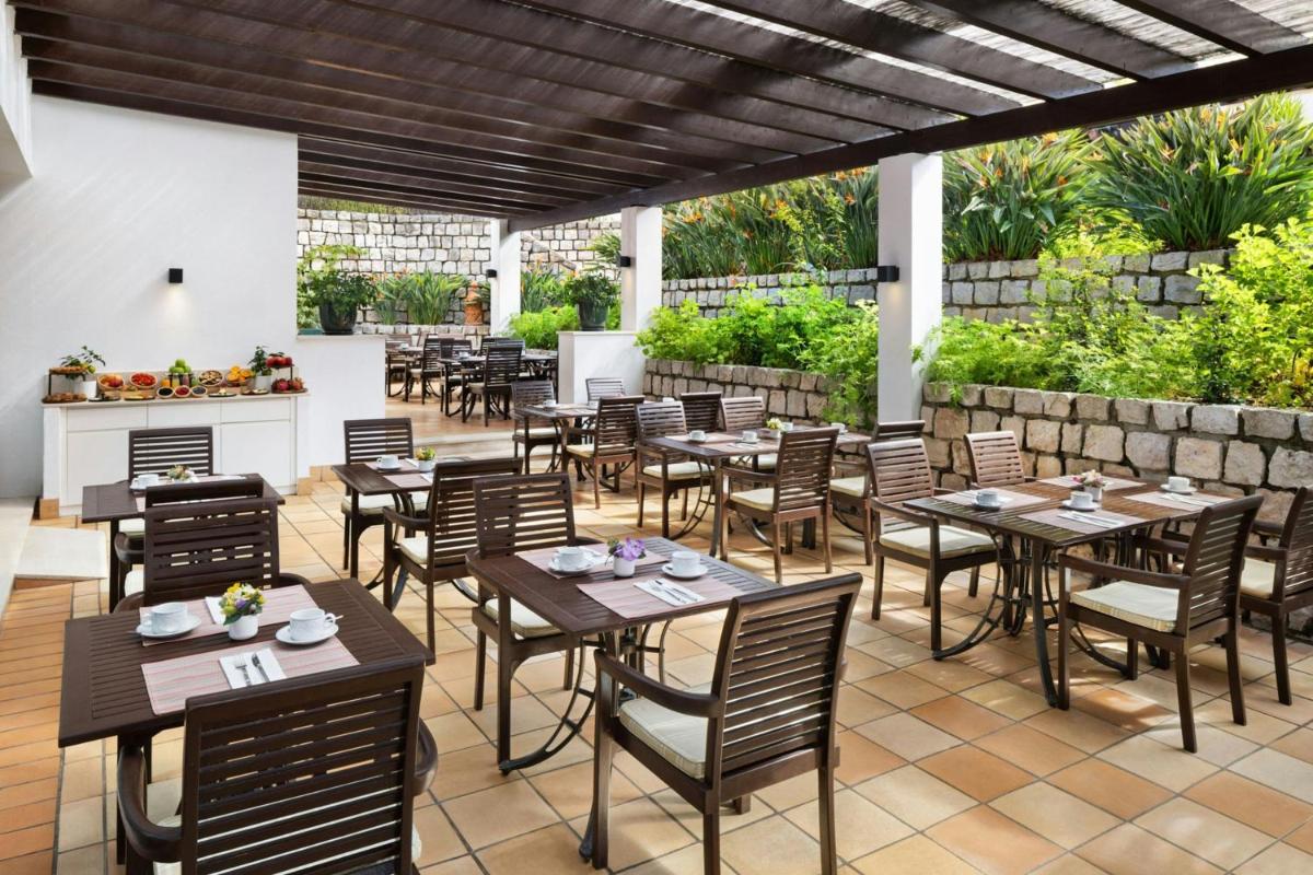 Pine Cliffs Ocean Suites, a Luxury Collection Resort & Spa, Algarve