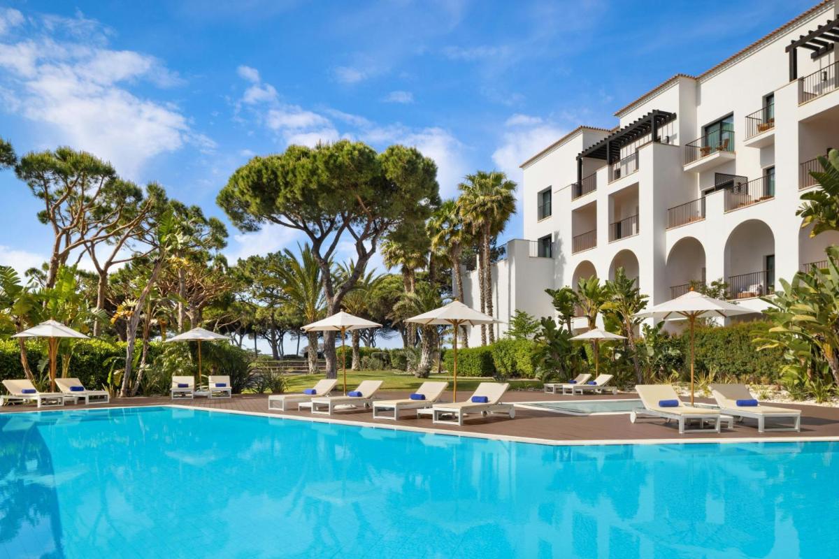 Pine Cliffs Ocean Suites, a Luxury Collection Resort & Spa, Algarve