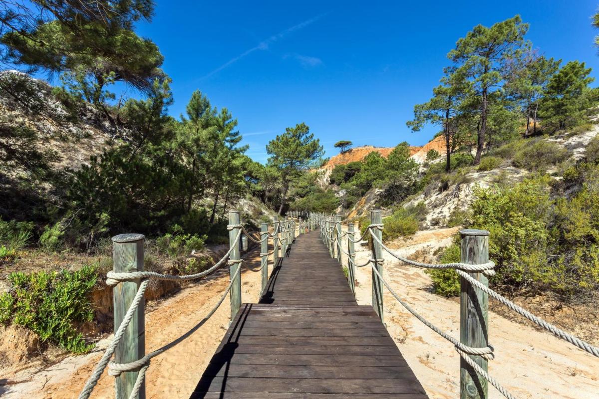 Pine Cliffs Ocean Suites, a Luxury Collection Resort & Spa, Algarve