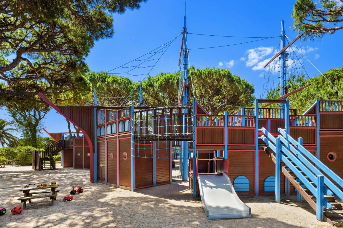 Pine Cliffs Ocean Suites, a Luxury Collection Resort & Spa, Algarve