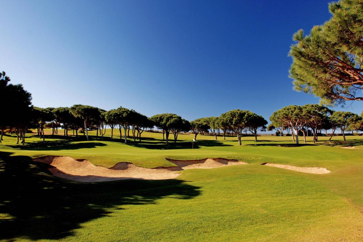 Pine Cliffs Ocean Suites, a Luxury Collection Resort & Spa, Algarve