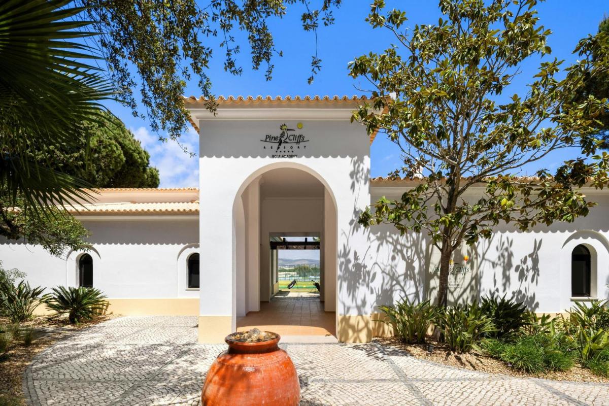 Pine Cliffs Ocean Suites, a Luxury Collection Resort & Spa, Algarve