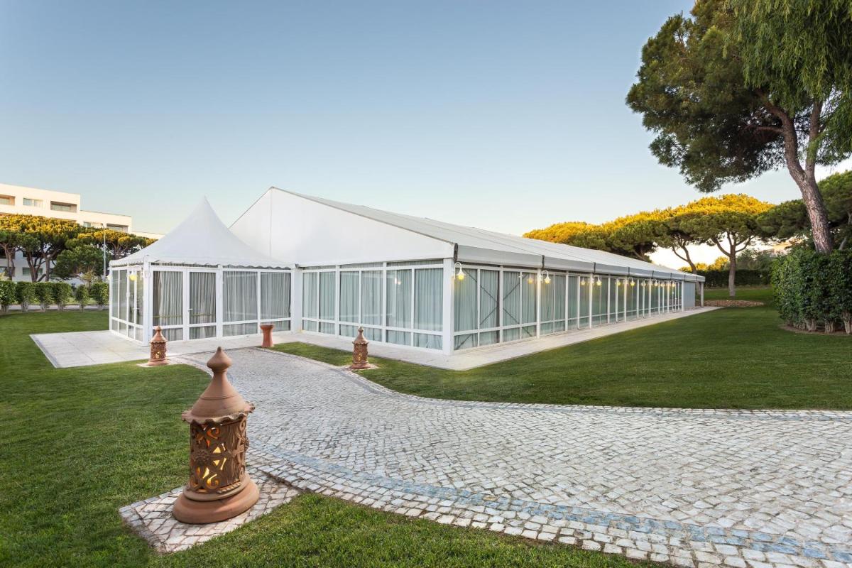 Pine Cliffs Ocean Suites, a Luxury Collection Resort & Spa, Algarve
