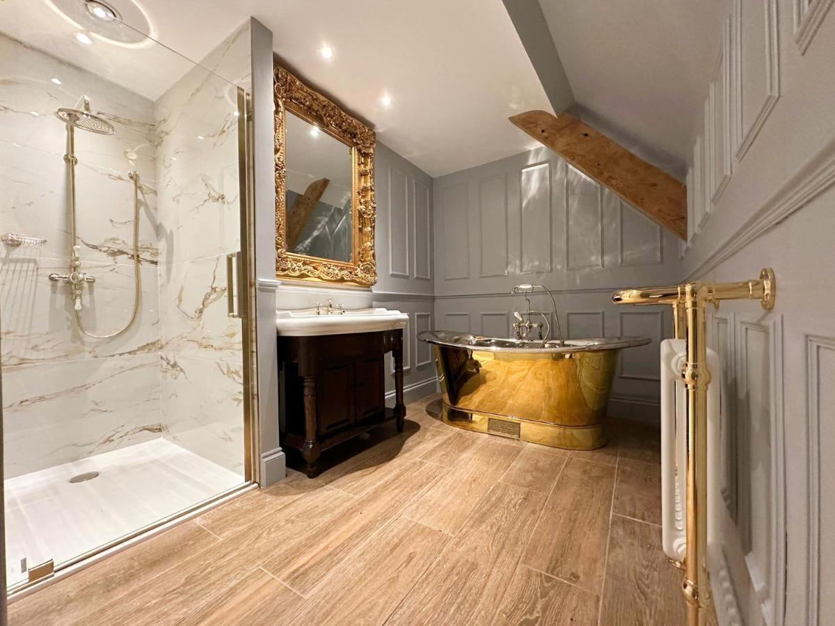 Plas Dinas Country House