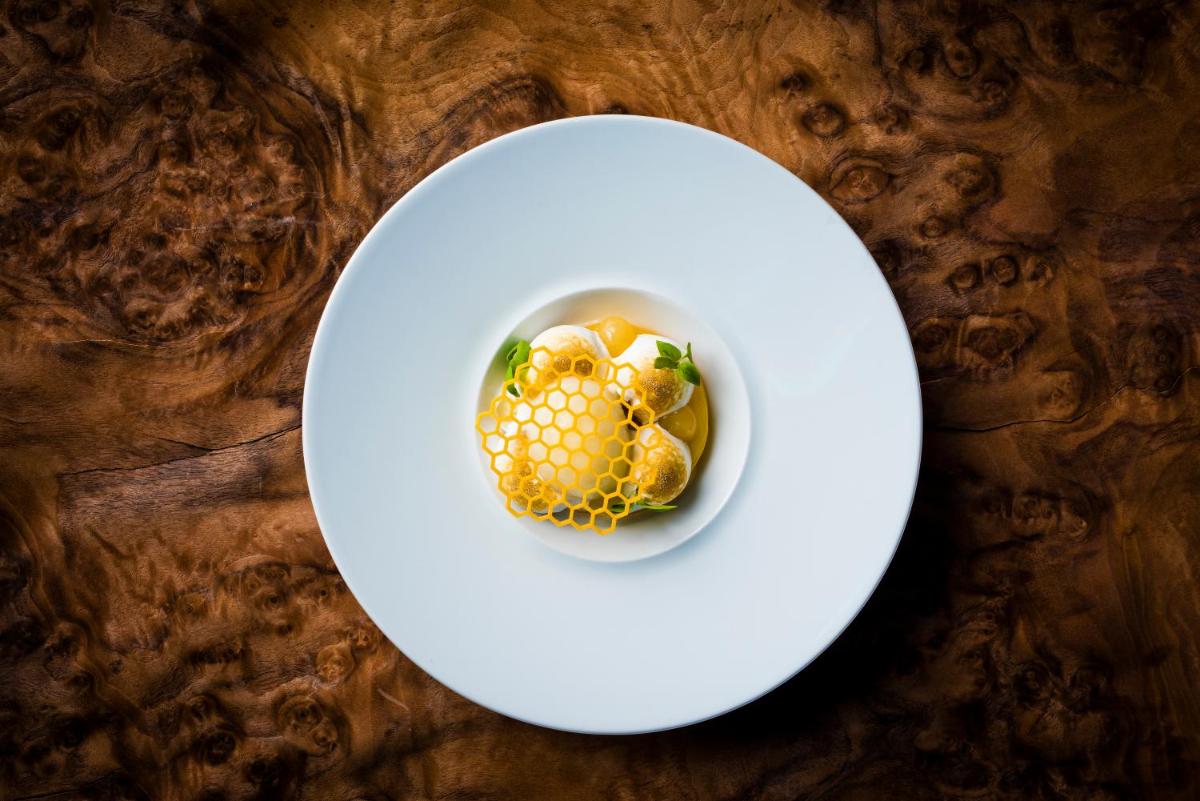 Plas Dinas Country House