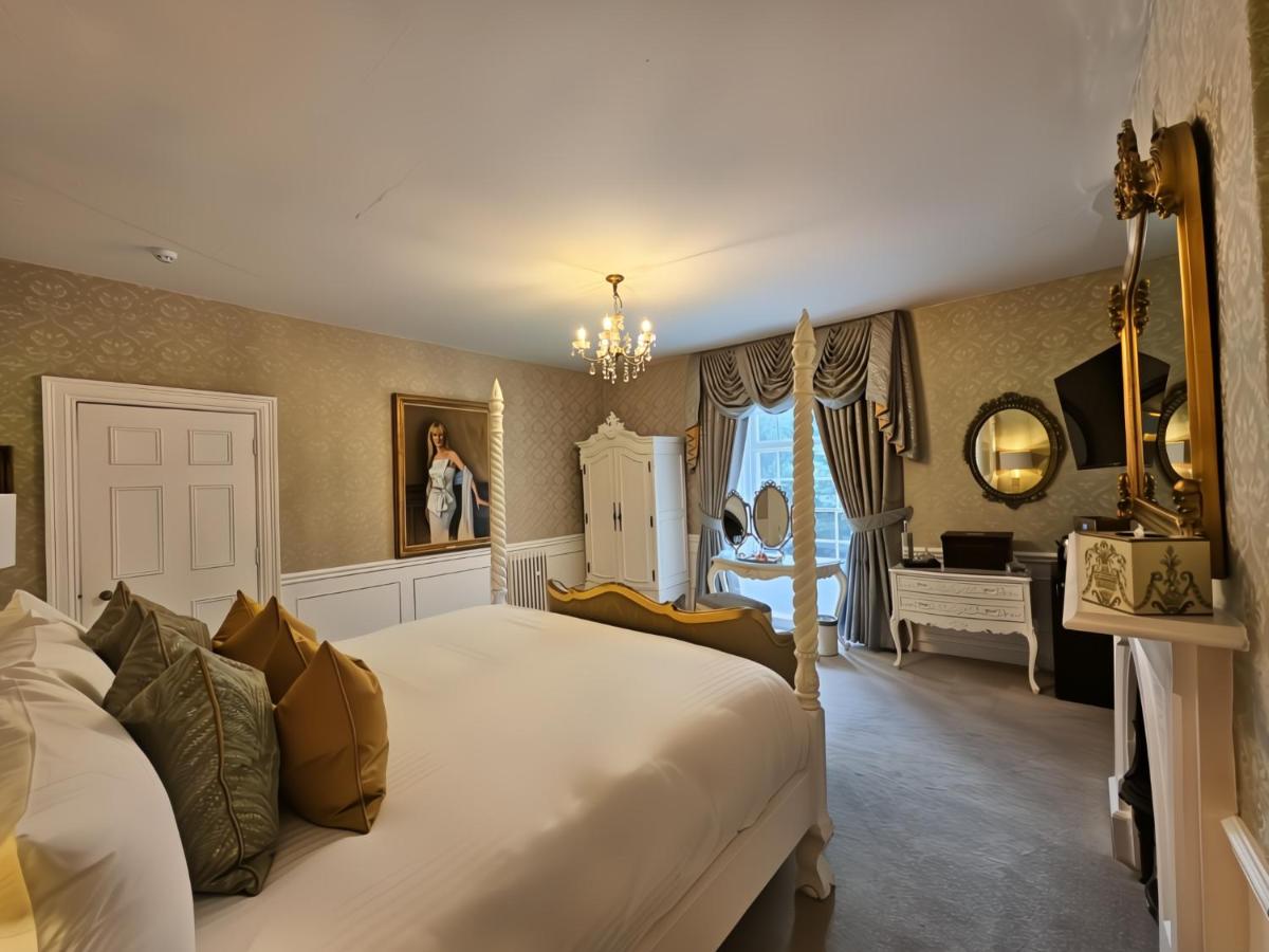 Plas Dinas Country House