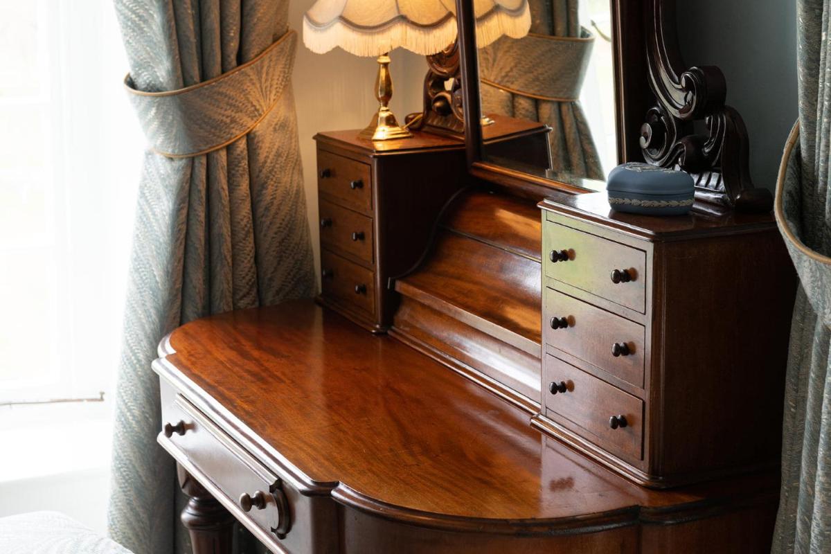 Plas Dinas Country House