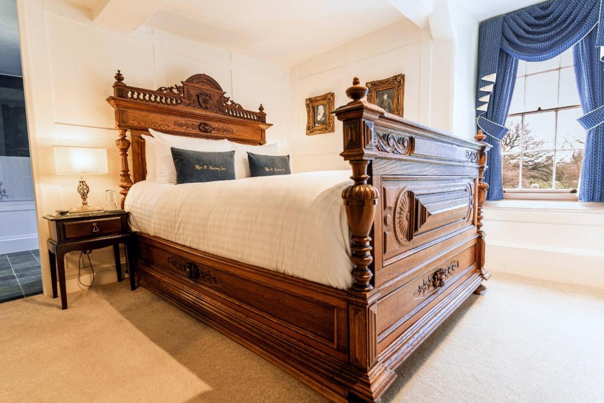 Plas Dinas Country House