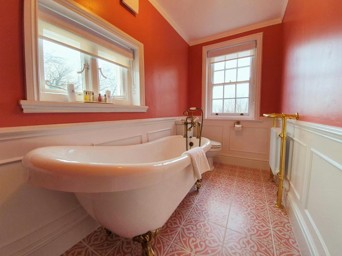 Plas Dinas Country House