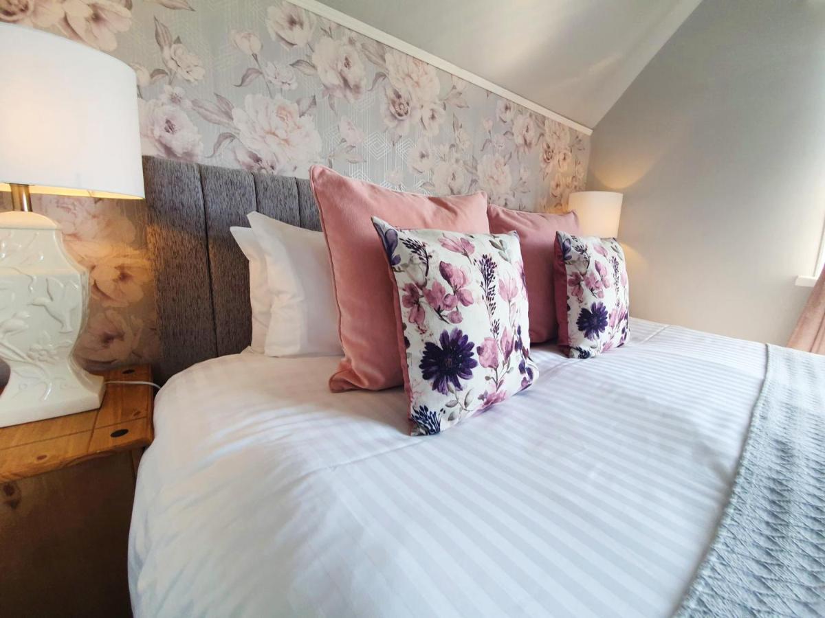 Plas Dinas Country House