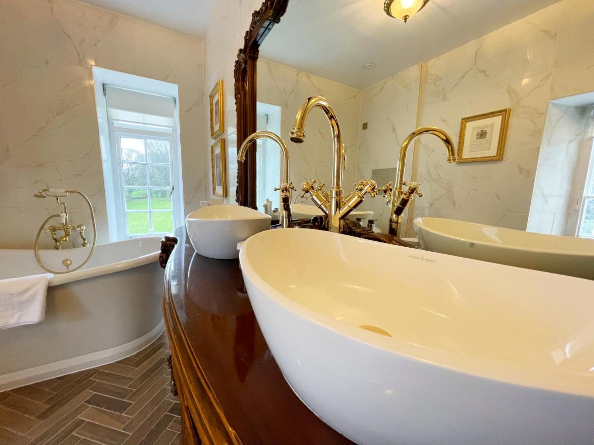 Plas Dinas Country House