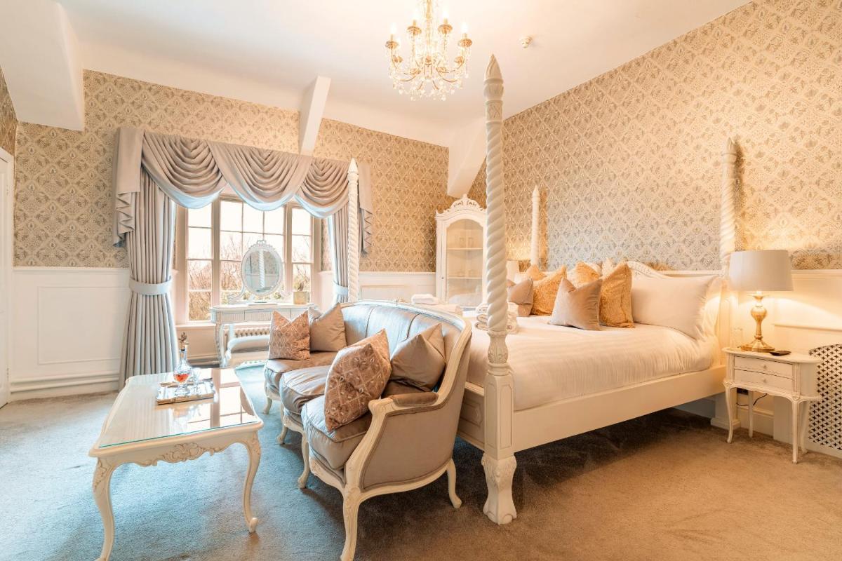 Plas Dinas Country House