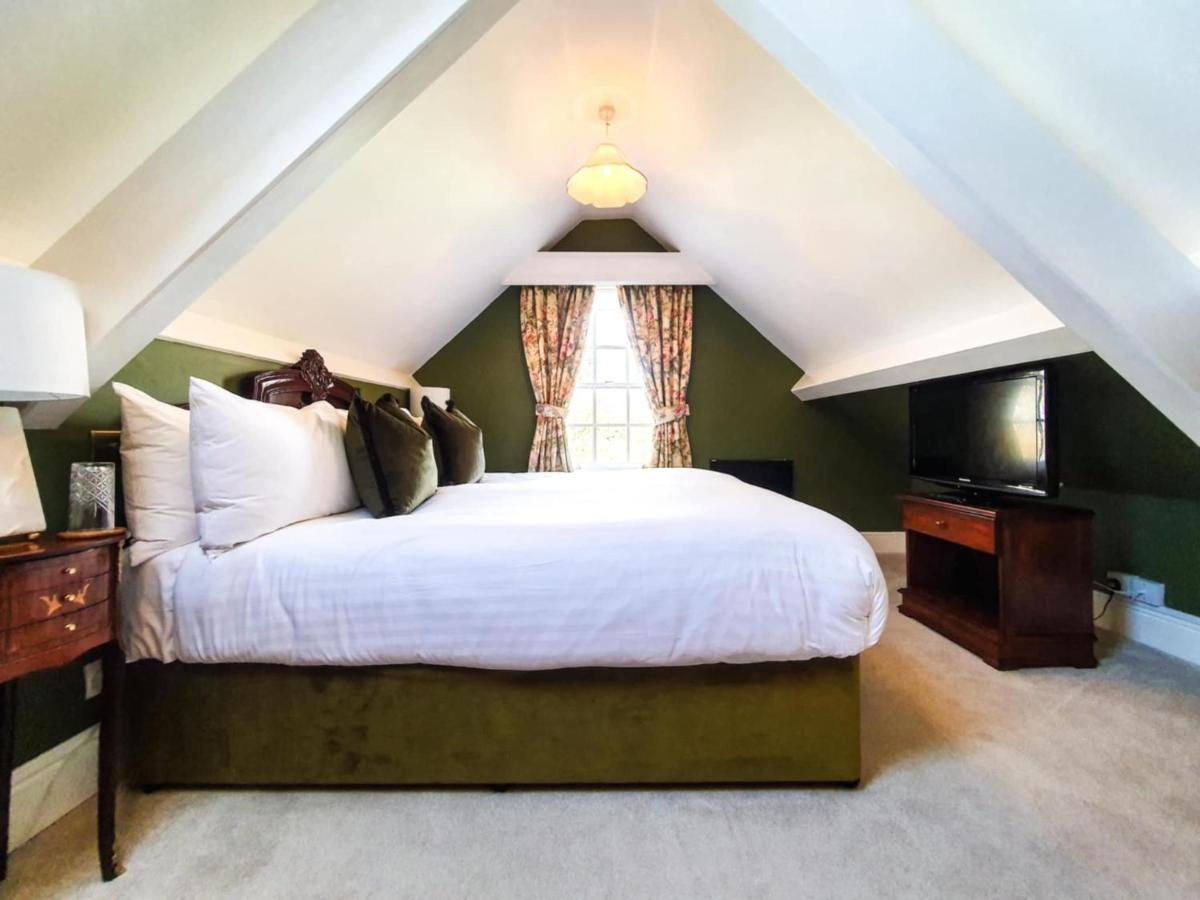 Plas Dinas Country House
