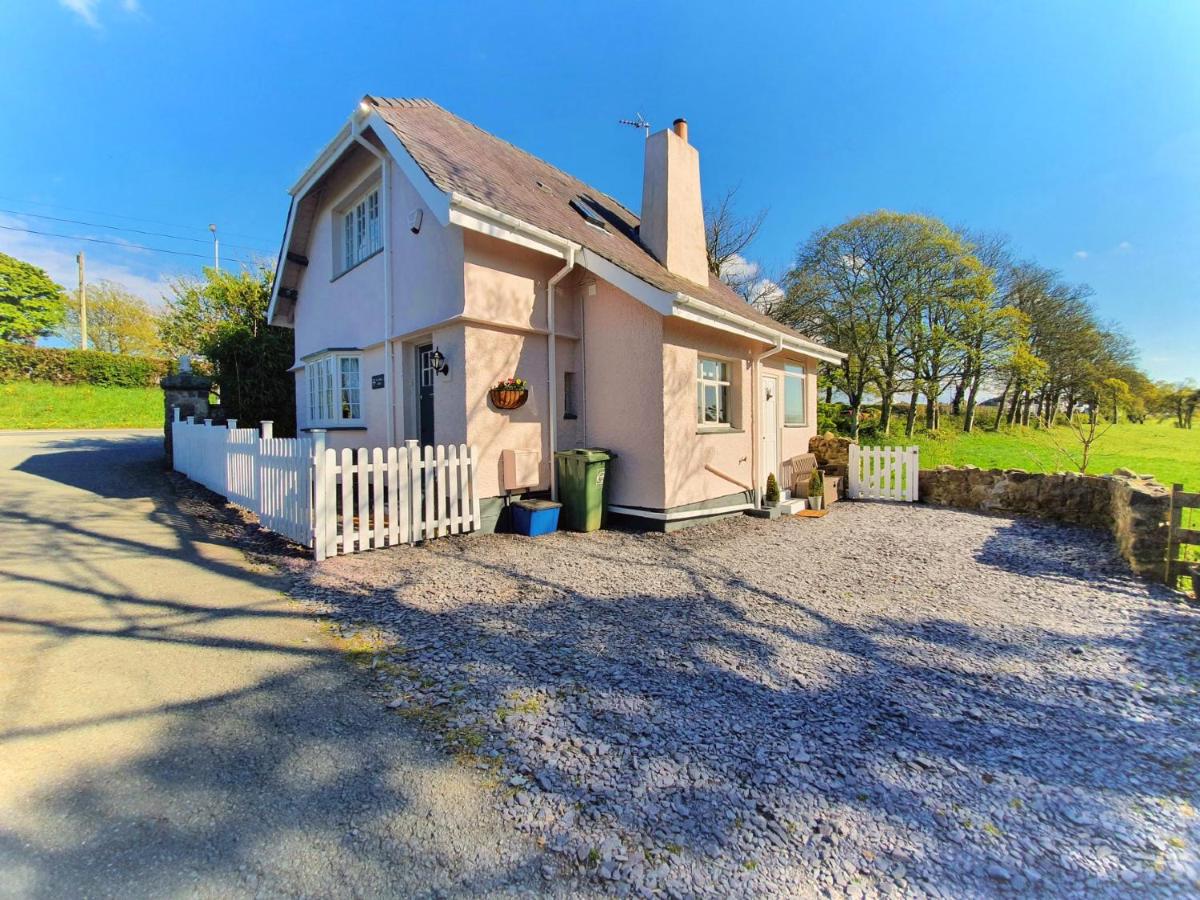 Plas Dinas Country House