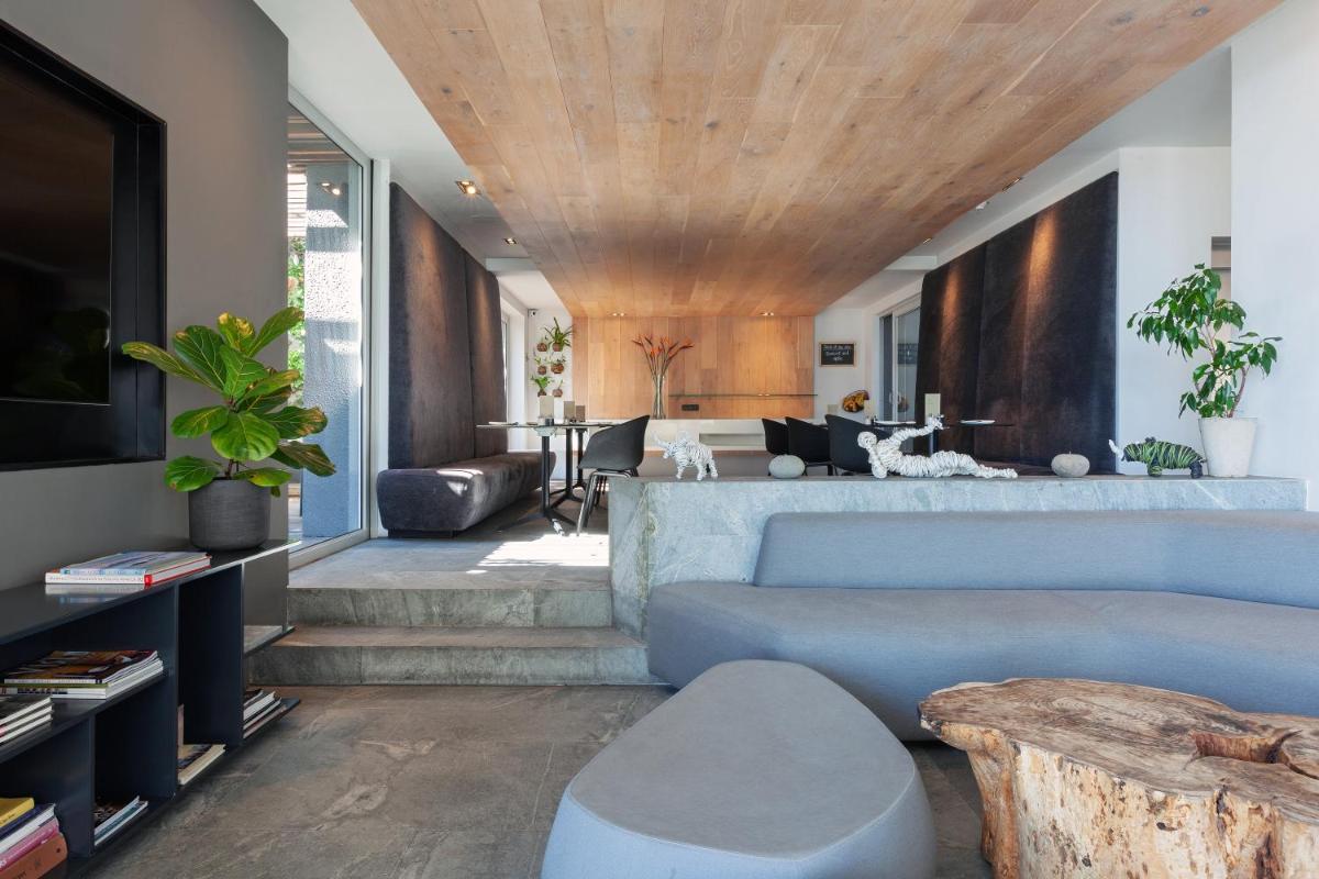 POD Camps Bay by The Oyster Collection