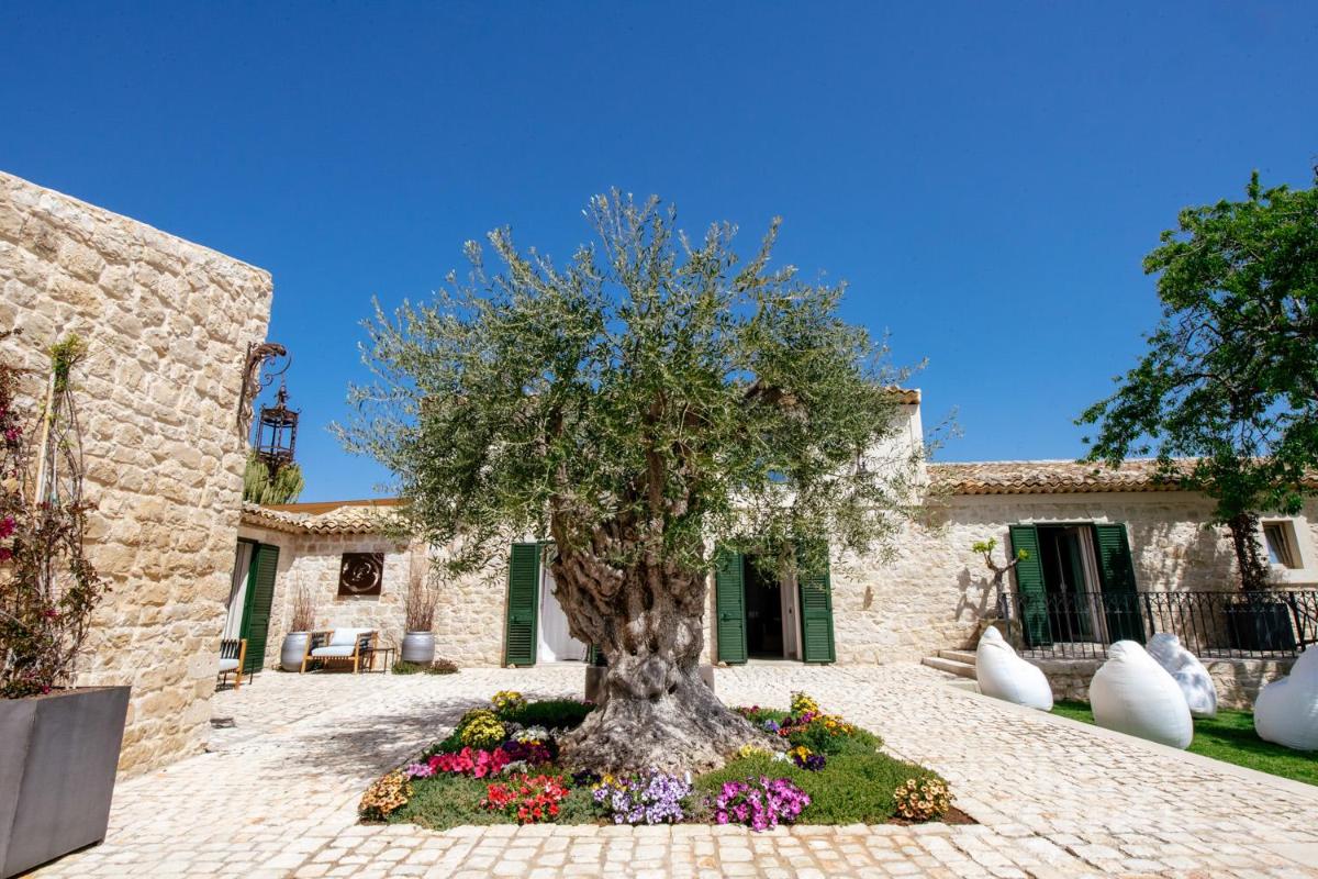 Poggio Leano Boutique Hotel