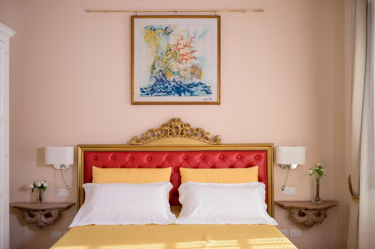 Porta Di Mezzo Luxury Suites & Rooms