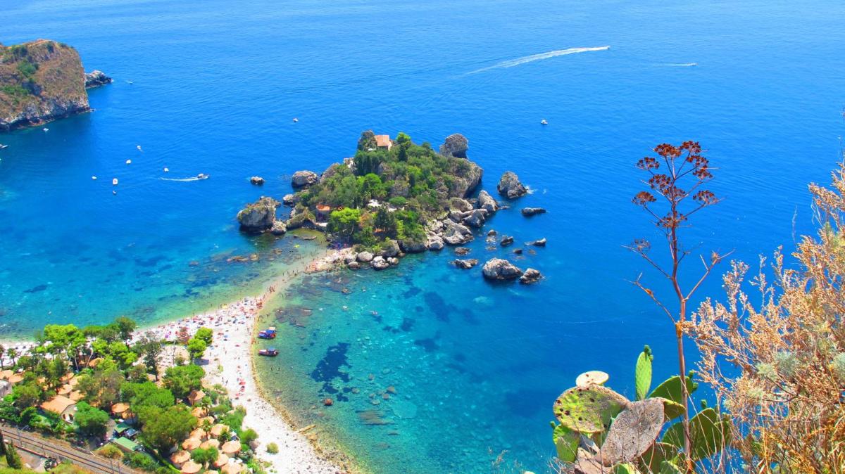 Porta Di Mezzo Luxury Suites & Rooms