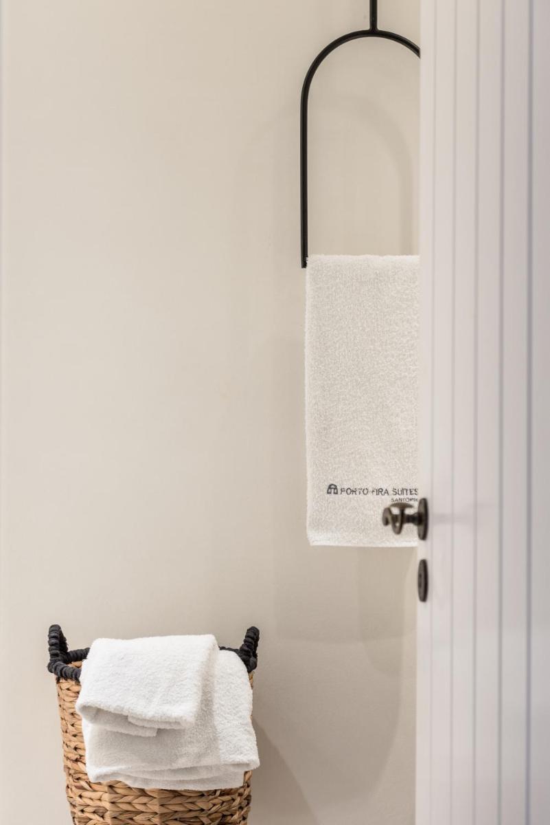 Porto Fira Suites