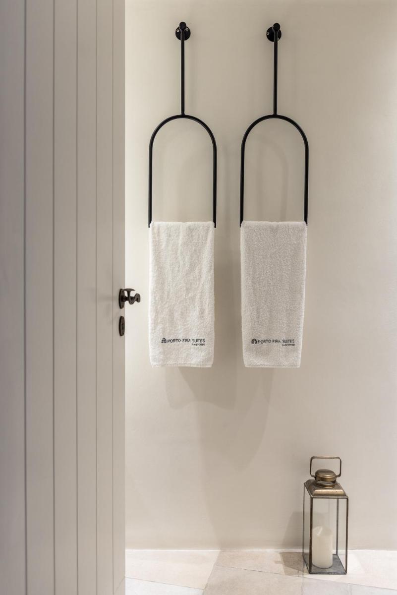 Porto Fira Suites