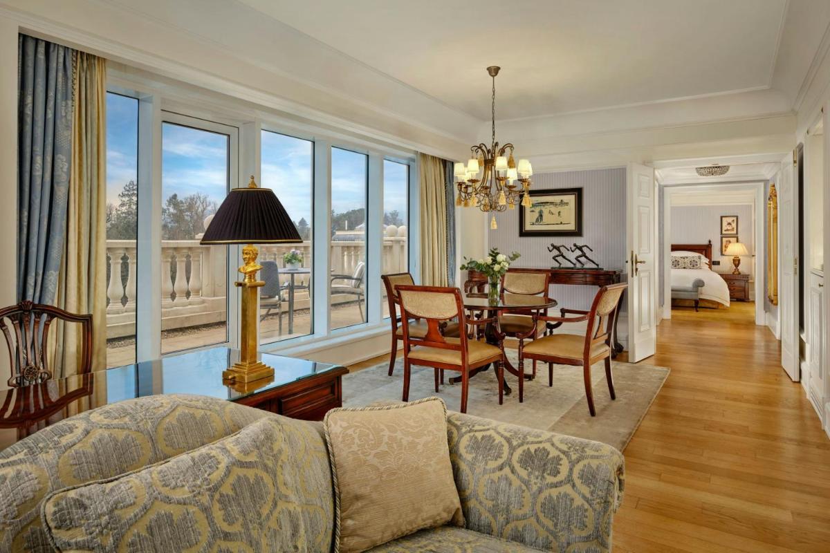 Powerscourt Hotel, Autograph Collection