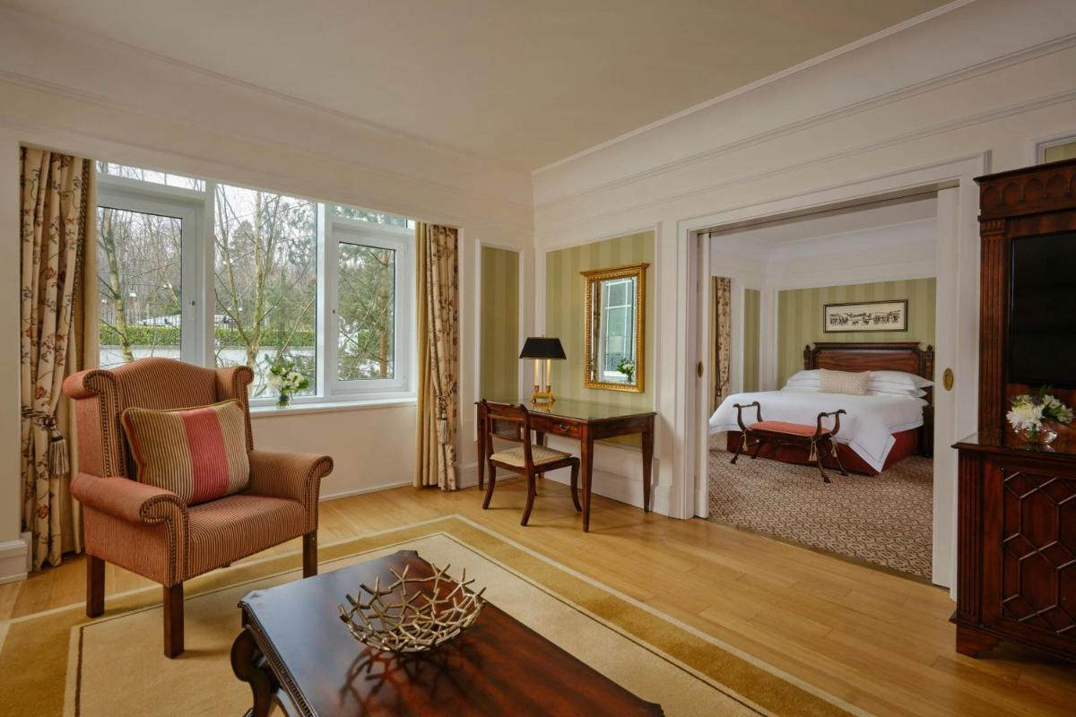 Powerscourt Hotel, Autograph Collection