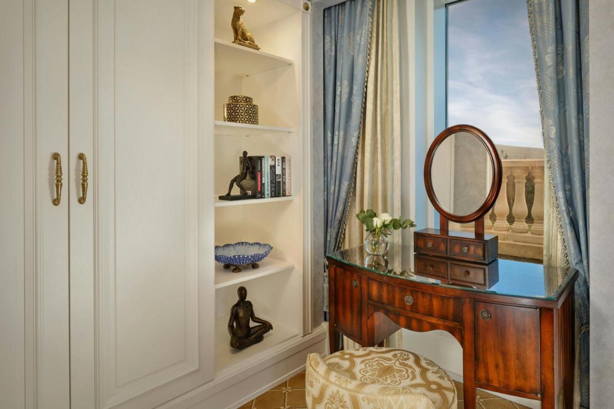 Powerscourt Hotel, Autograph Collection