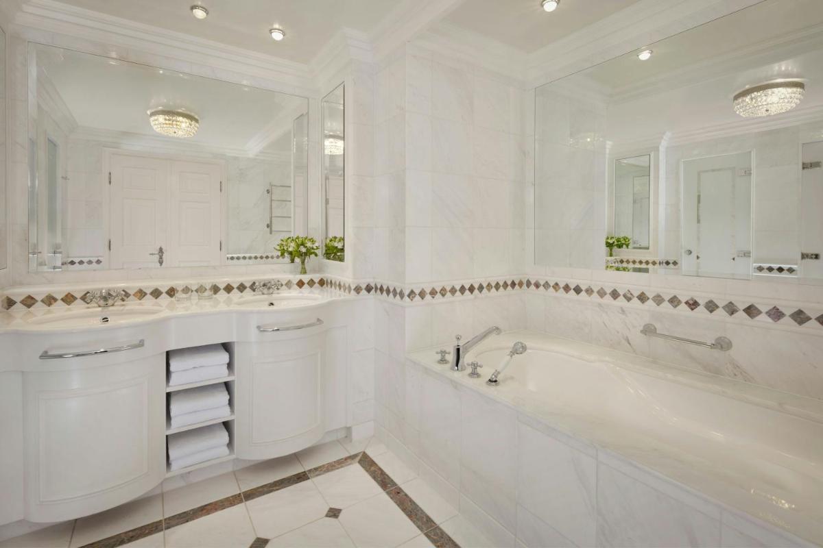 Powerscourt Hotel, Autograph Collection