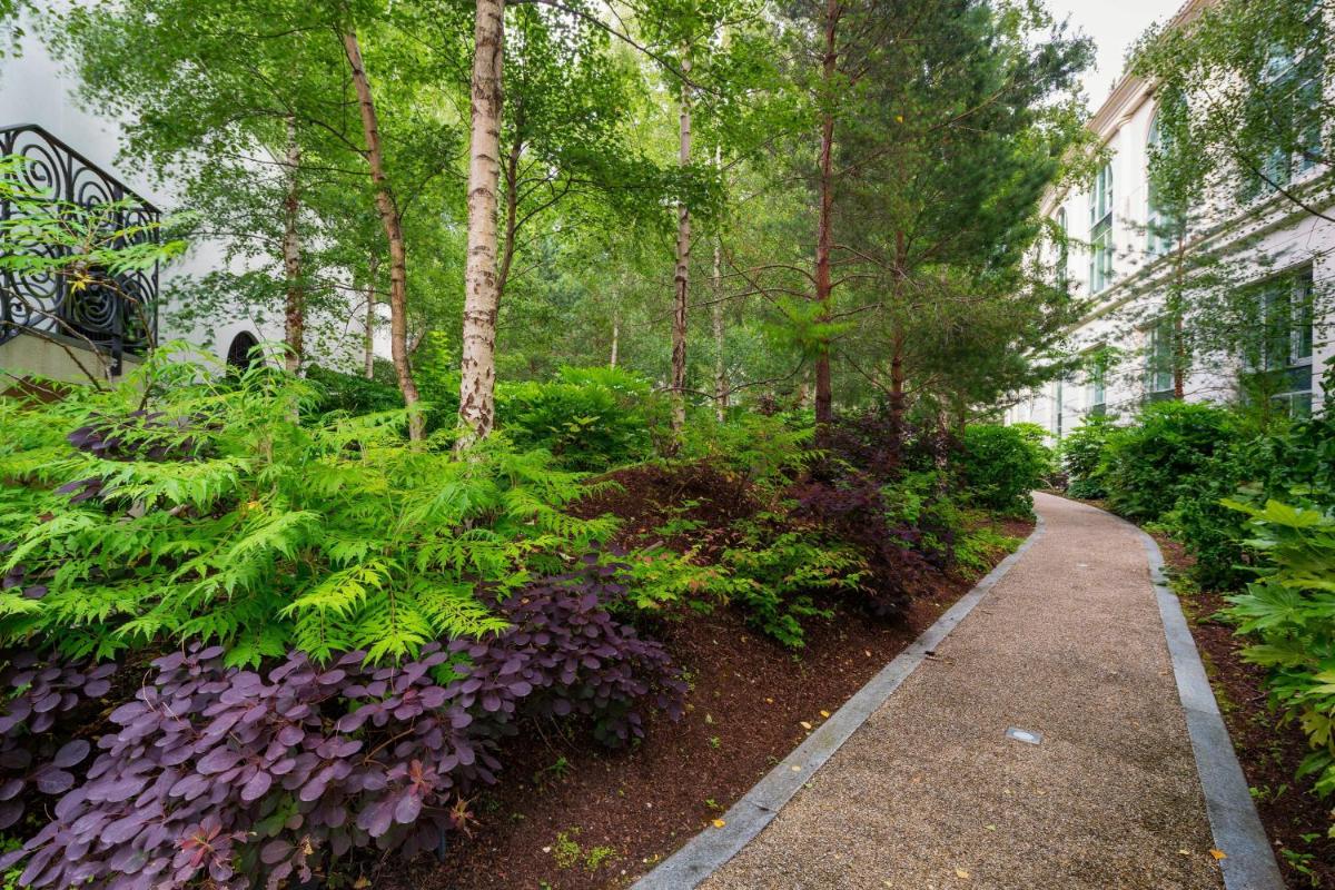 Powerscourt Hotel, Autograph Collection