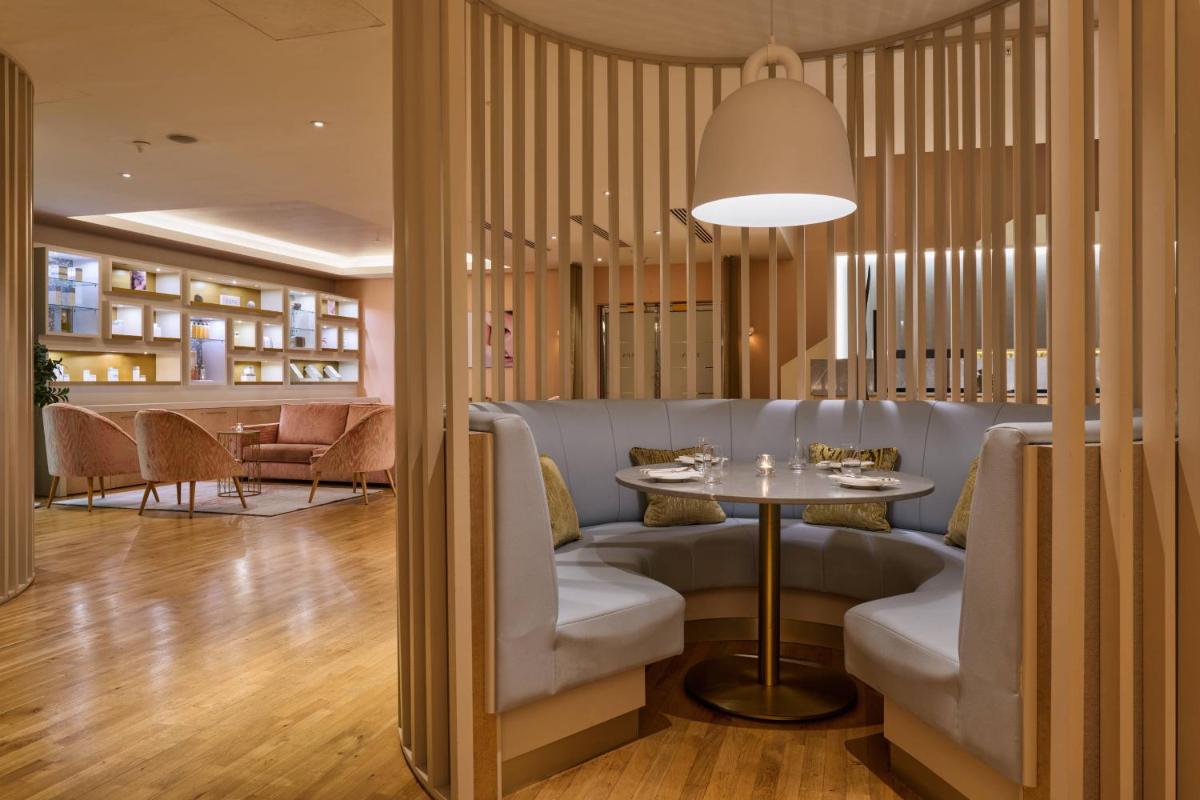 Powerscourt Hotel, Autograph Collection