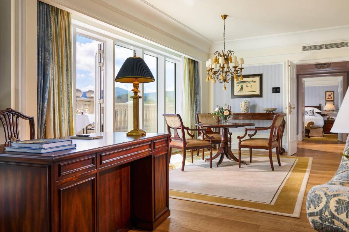 Powerscourt Hotel, Autograph Collection