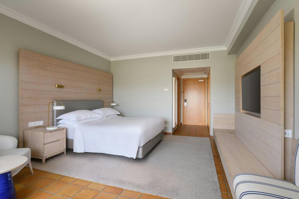 Praia D'El Rey Marriott Golf & Beach Resort