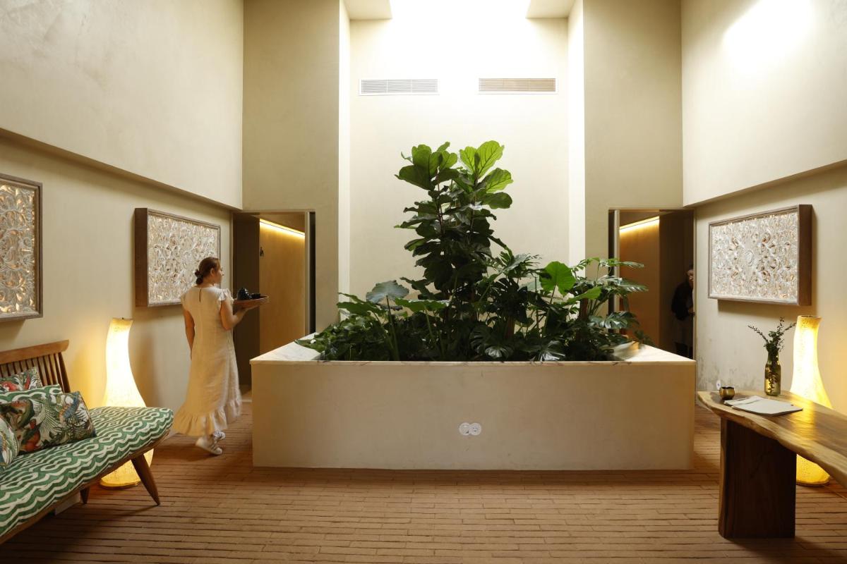 Praia do Canal Nature Retreat - Small Luxury Hotels of the World