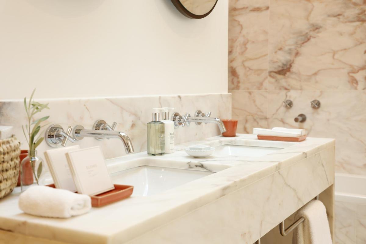 Praia do Canal Nature Retreat - Small Luxury Hotels of the World