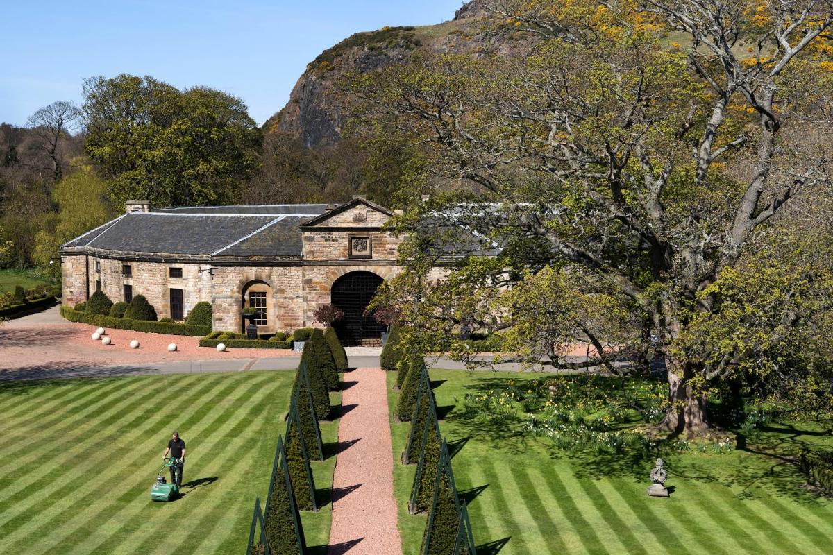 Prestonfield House