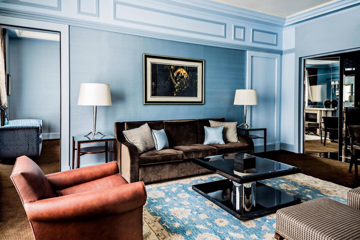 Prince de Galles, a Luxury Collection hotel, Paris