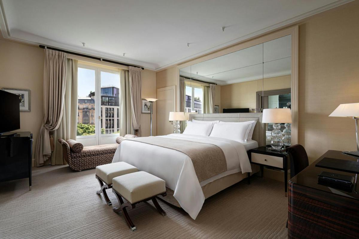 Prince de Galles, a Luxury Collection hotel, Paris