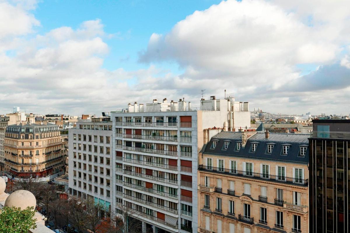 Prince de Galles, a Luxury Collection hotel, Paris