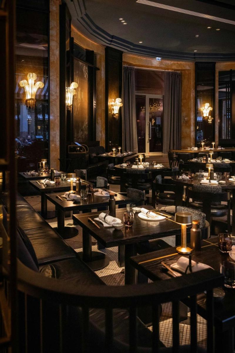 Prince de Galles, a Luxury Collection hotel, Paris