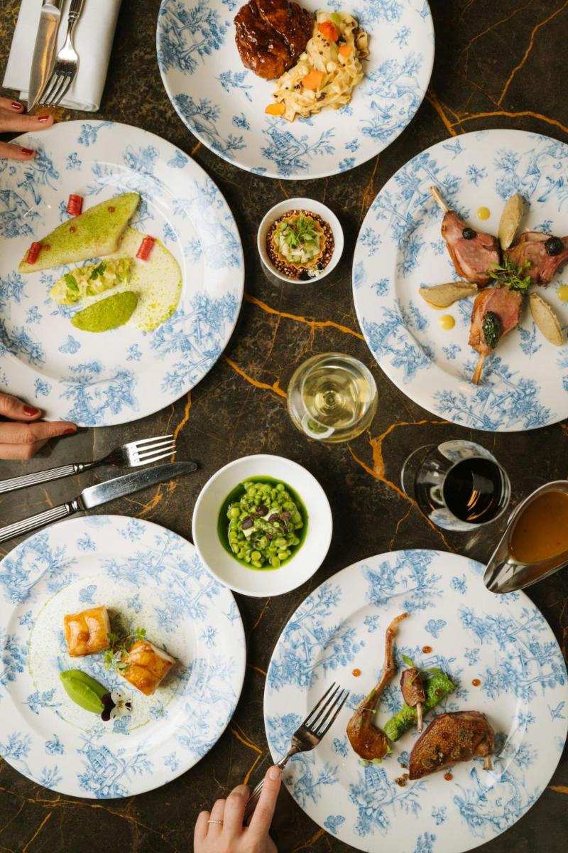 Prince de Galles, a Luxury Collection hotel, Paris