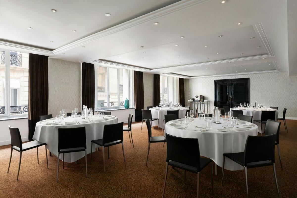 Prince de Galles, a Luxury Collection hotel, Paris