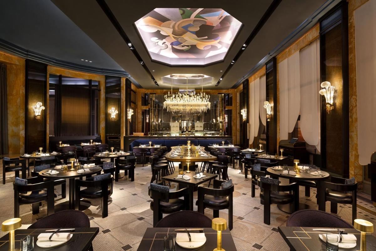 Prince de Galles, a Luxury Collection hotel, Paris