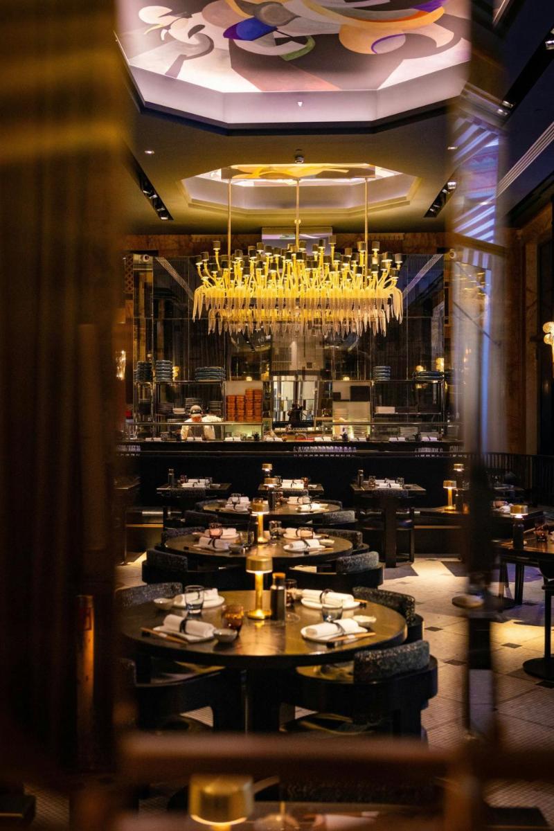 Prince de Galles, a Luxury Collection hotel, Paris