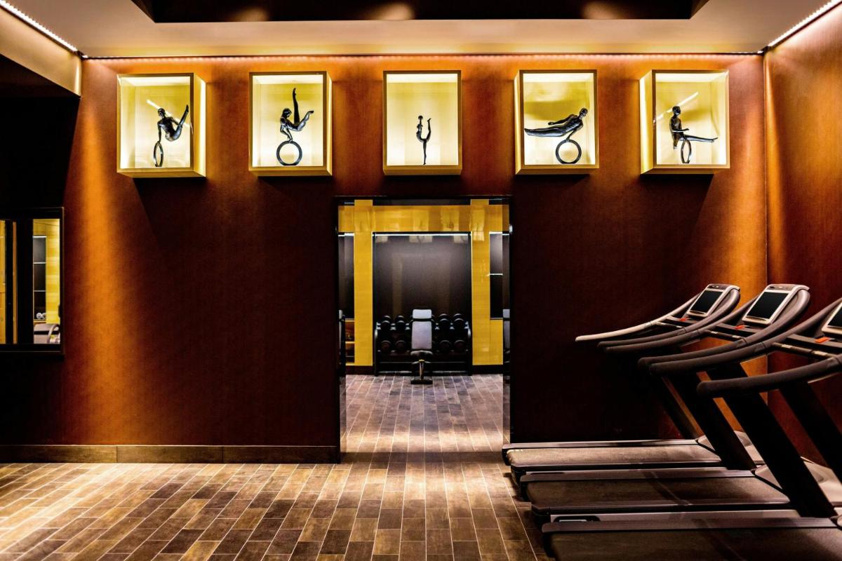 Prince de Galles, a Luxury Collection hotel, Paris