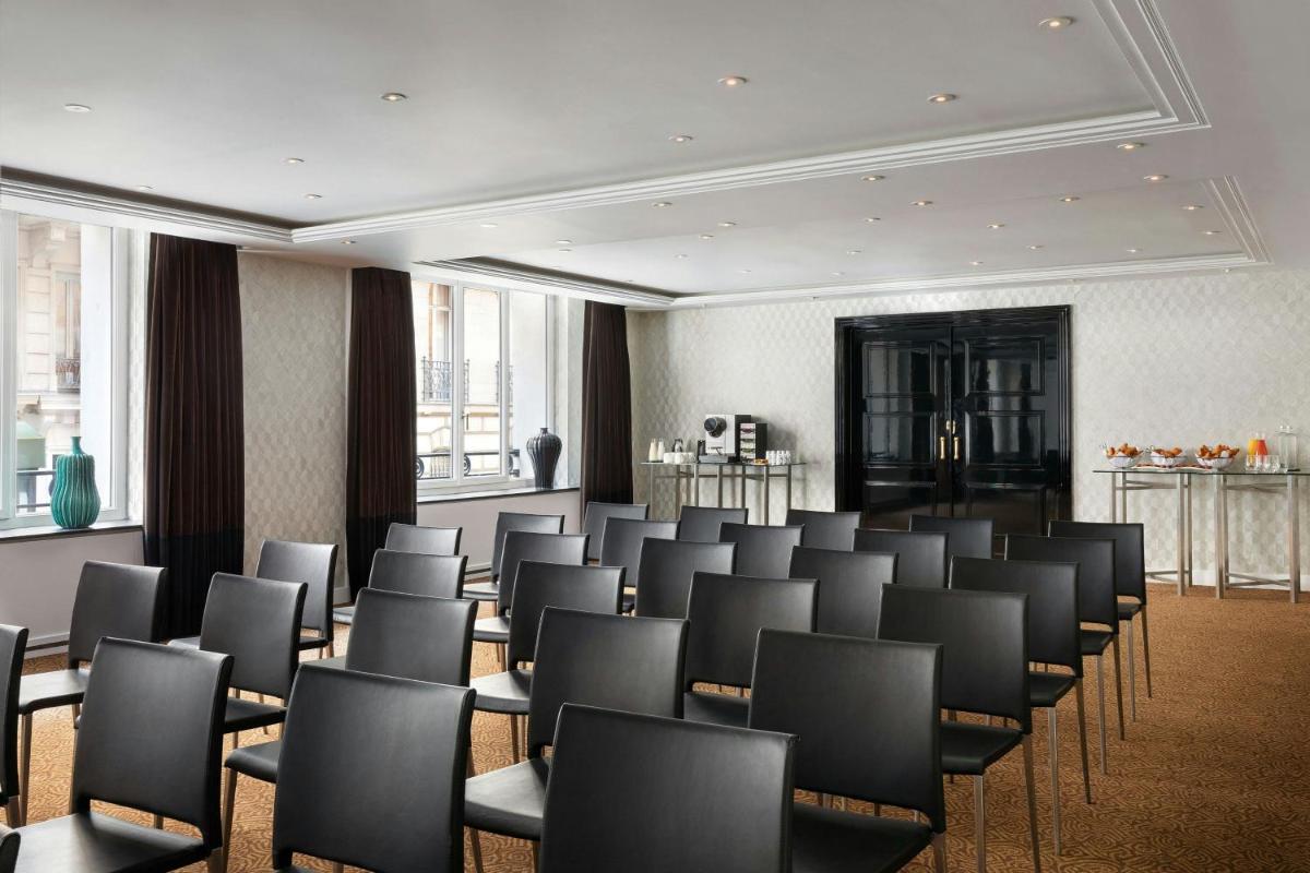 Prince de Galles, a Luxury Collection hotel, Paris