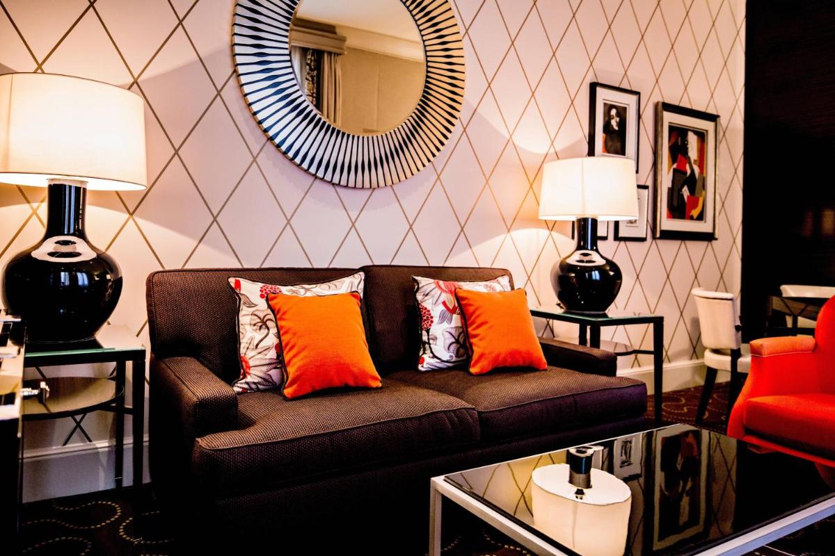 Prince de Galles, a Luxury Collection hotel, Paris