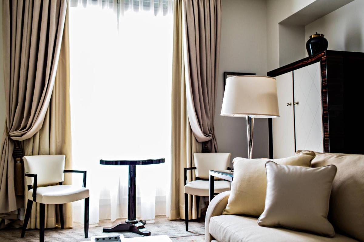 Prince de Galles, a Luxury Collection hotel, Paris