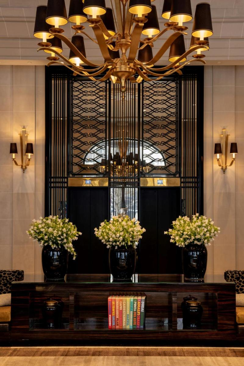 Prince de Galles, a Luxury Collection hotel, Paris