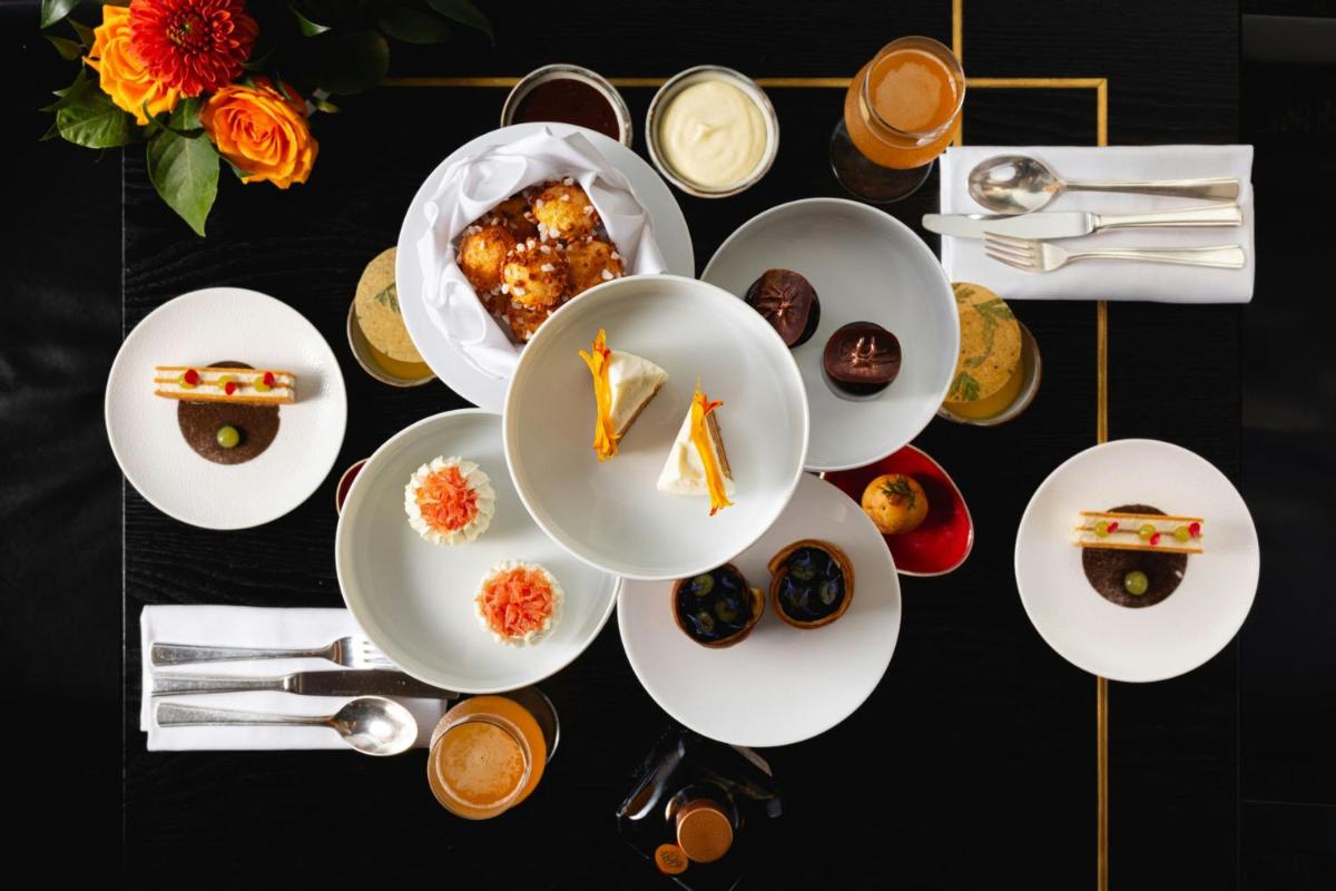 Prince de Galles, a Luxury Collection hotel, Paris