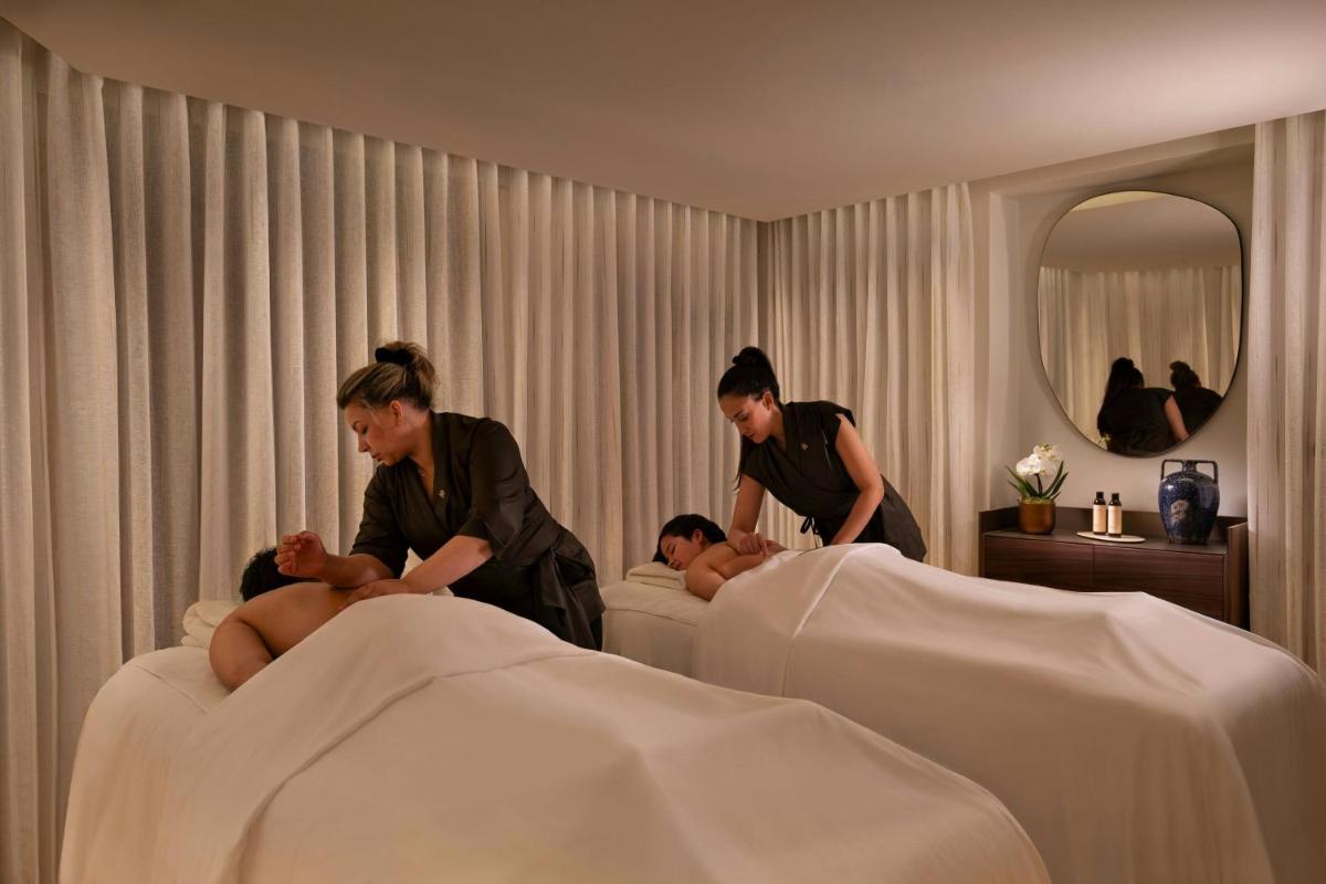 Prince de Galles, a Luxury Collection hotel, Paris